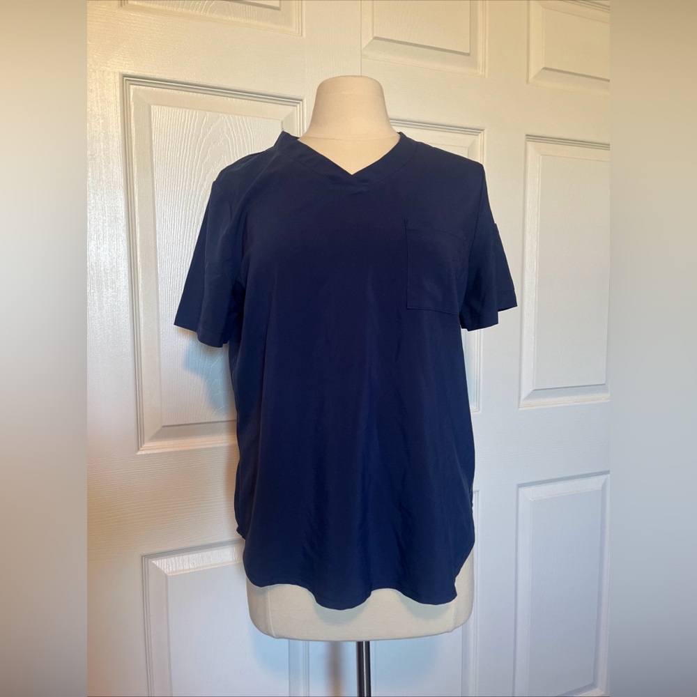 Women’s easy stretch scrub top M navy